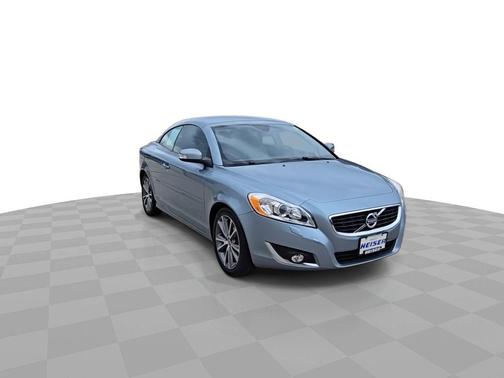 2013 Volvo C70 T5