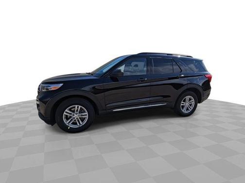 AGATE BLACK METALLIC 2024 Ford Explorer XLT