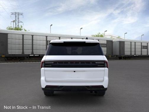 2025 Lincoln Navigator Reserve