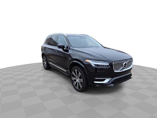 2022 Volvo XC90 T6 Inscription