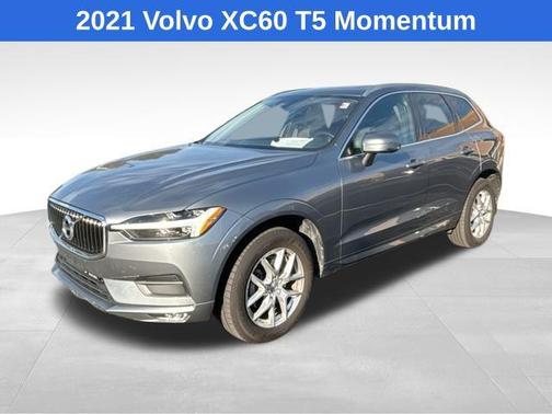 2021 Volvo XC60 T5 Momentum