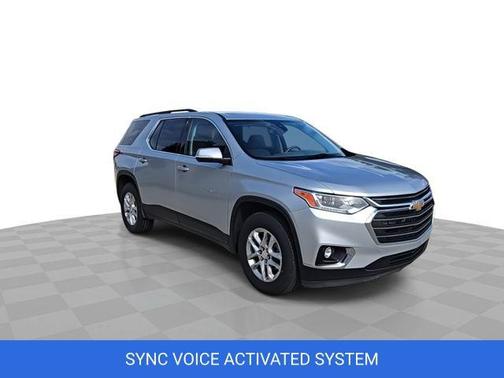 2021 Chevrolet Traverse LT Cloth