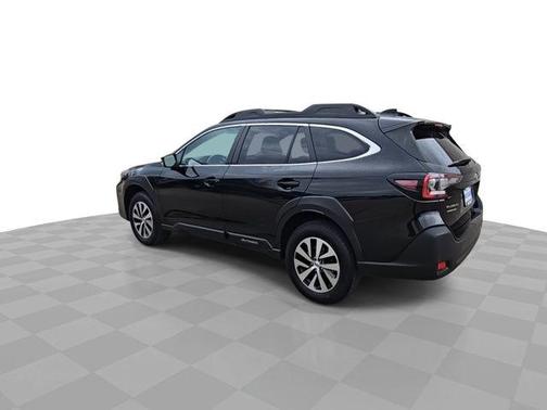 Crystal Black Silica 2023 Subaru Outback Premium