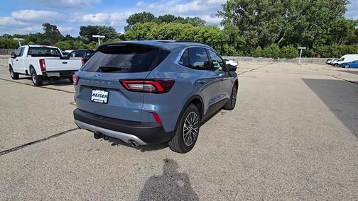 2025 Ford Escape PHEV SE