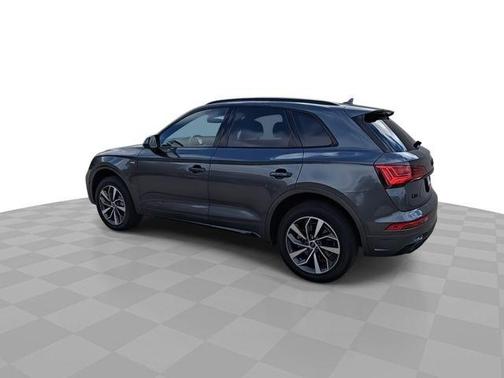 2024 Audi Q5 45 S line Premium