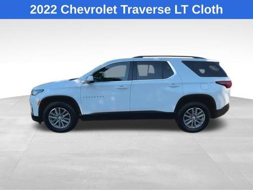 2022 Chevrolet Traverse LT Cloth