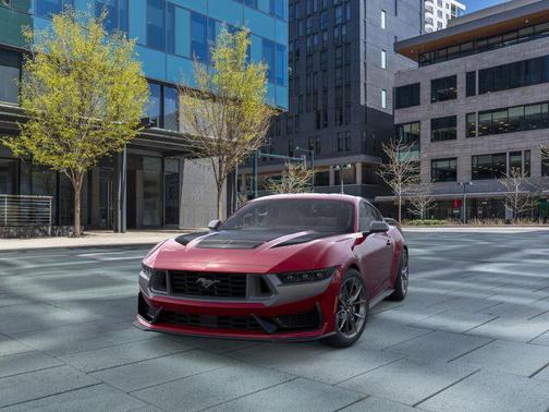 2025 Ford Mustang Dark Horse Fastback