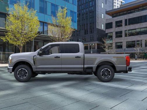 2025 Ford F-350 XLT