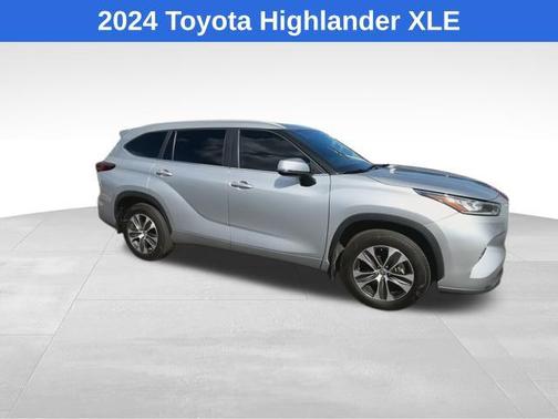 2024 Toyota Highlander XLE