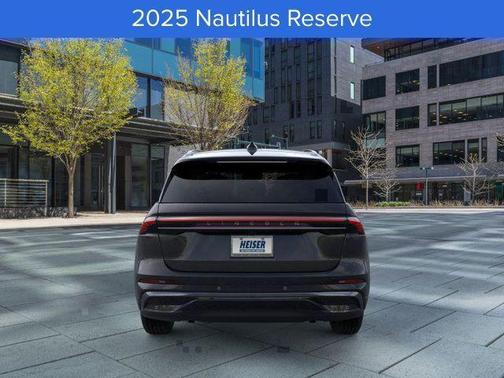 2025 Lincoln Nautilus Reserve