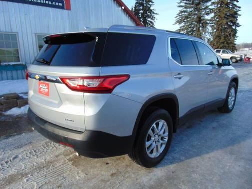 2018 Chevrolet Traverse LT Cloth