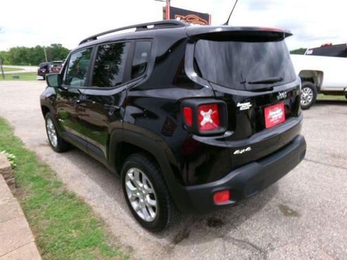 Black 2017 Jeep Renegade Latitude
