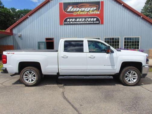Photo 1 of 25 of 2017 Chevrolet Silverado 1500 LT
