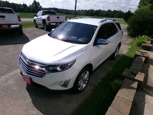 White 2020 Chevrolet Equinox AWD Premier