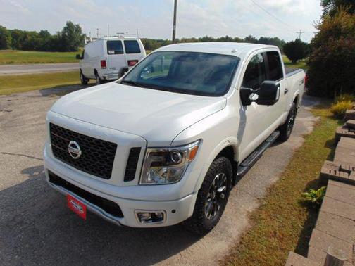 2019 Nissan Titan PRO-4X