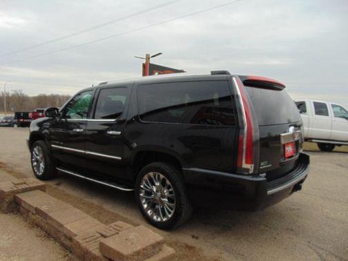 2011 Cadillac Escalade ESV Base