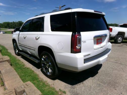 White 2015 GMC Yukon Denali