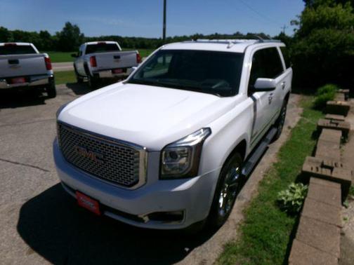 White 2015 GMC Yukon Denali