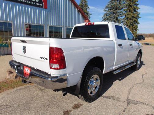 2017 RAM 2500 Tradesman Crew Cab 4x4 6'4' Box