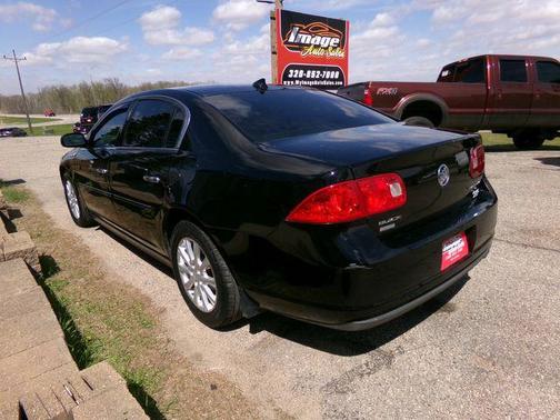 Black Onyx 2011 Buick Lucerne CXL