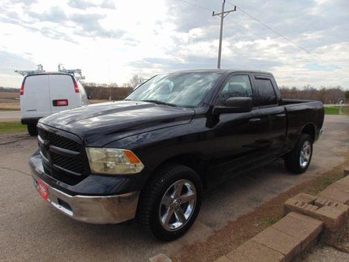2016 RAM 1500 SLT