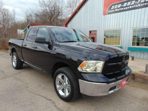 2016 RAM 1500 SLT