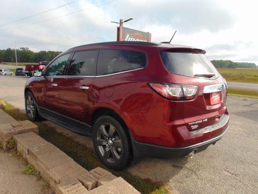 2017 Chevrolet Traverse 2LT