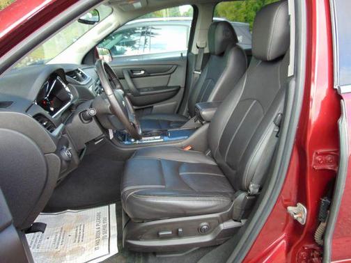 2017 Chevrolet Traverse 2LT