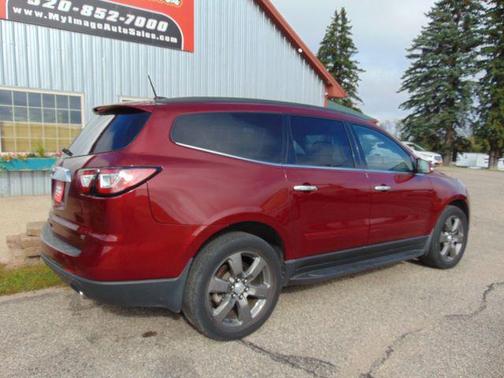 2017 Chevrolet Traverse 2LT
