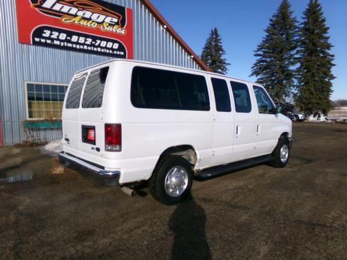 2013 Ford E350 Super Duty XLT