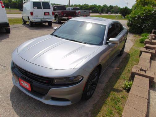 2017 Dodge Charger SXT