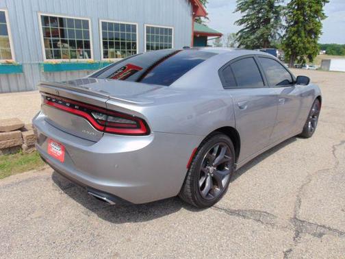2017 Dodge Charger SXT