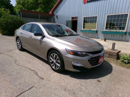 Mineral Gray Metallic 2022 Chevrolet Malibu FWD LT