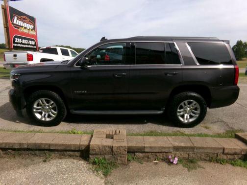 Gray 2017 Chevrolet Tahoe LS