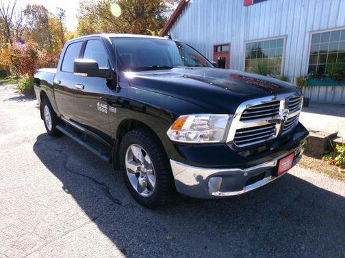 Black Forest Green Pearlcoat 2016 RAM 1500 Big Horn