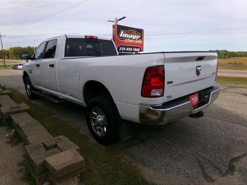 Bright White Clearcoat 2014 RAM 2500 SLT