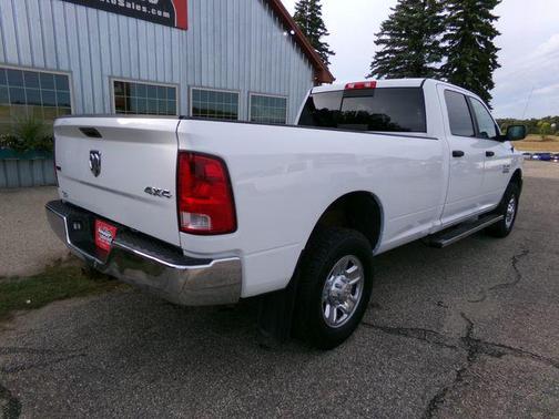 Bright White Clearcoat 2014 RAM 2500 SLT