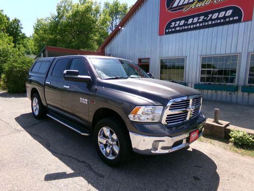 Granite Crystal Metallic Clearcoat 2017 RAM 1500 Big Horn