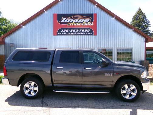 Granite Crystal Metallic Clearcoat 2017 RAM 1500 Big Horn