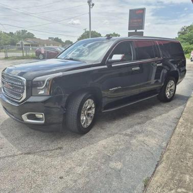 2017 GMC Yukon XL SLE