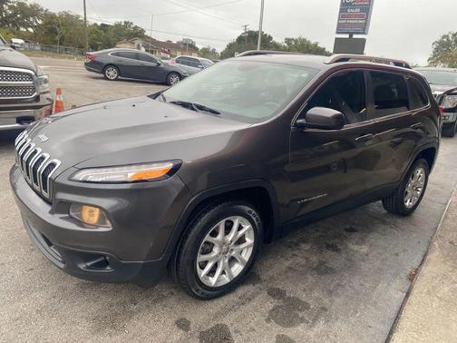 2014 Jeep Cherokee Sport
