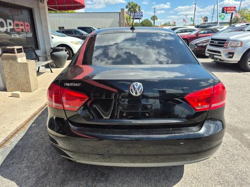 2014 Volkswagen Passat 2.5L S