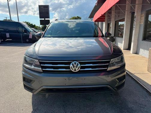 2020 Volkswagen Tiguan 2.0T SE