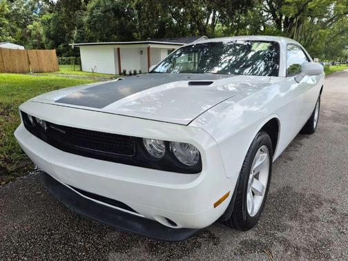 2013 Dodge Challenger SXT