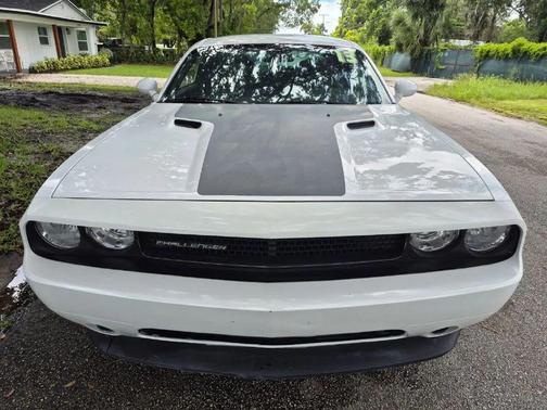 2013 Dodge Challenger SXT