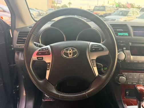 2012 Toyota Highlander Limited