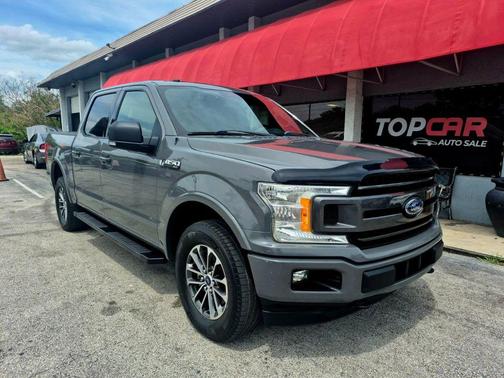 Gray 2018 Ford F-150 XLT