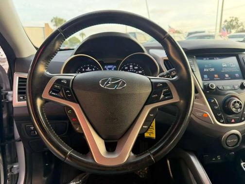 2017 Hyundai Veloster Base