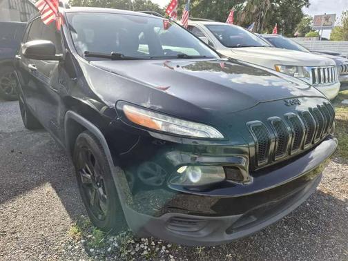 2017 Jeep Cherokee Sport