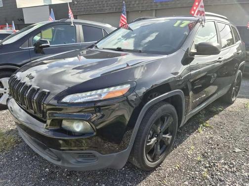 2017 Jeep Cherokee Sport